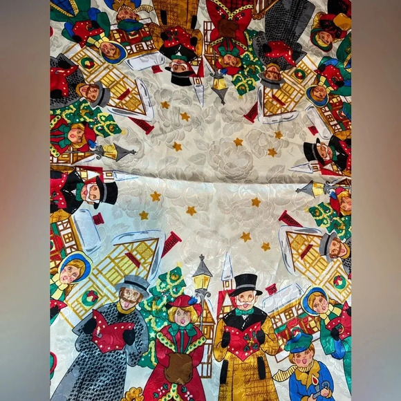 VINTAGE | Christmas carolers holiday scarf. - Picture 9 of 10
